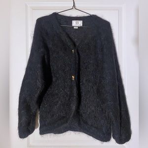 ANNE KLEIN Vintage 80’s mohair blend black cardigan